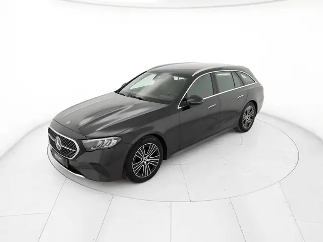 Mercedes-Benz E-Class view 2