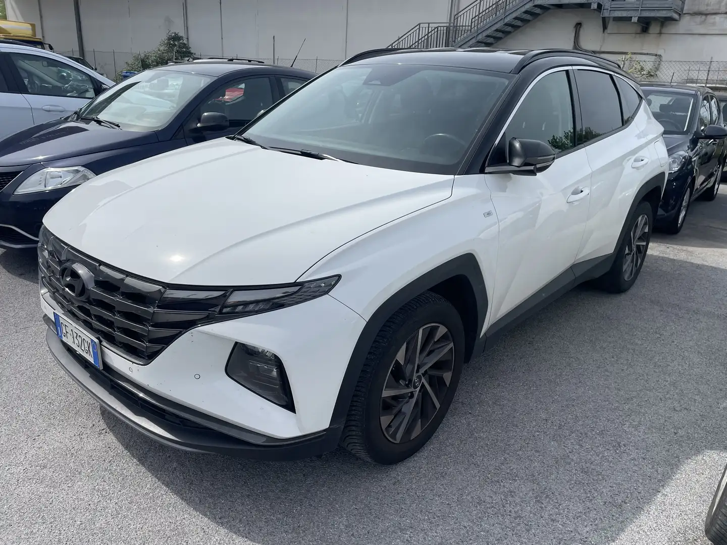 Hyundai TUCSON 1.6 CRDi 48V XLINE IVA ESPOSTA - 2