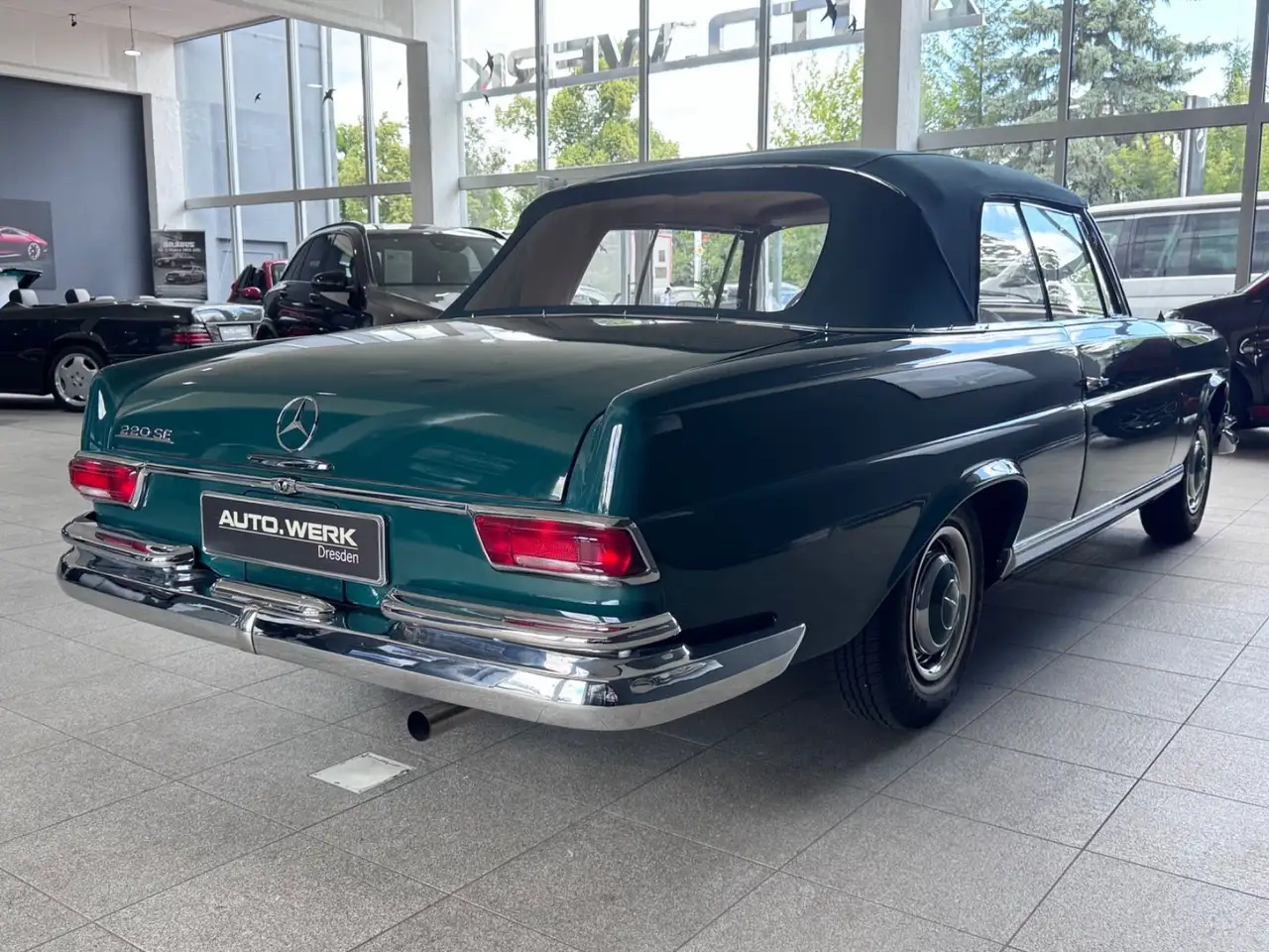 Mercedes-Benz 220 SEB C W111*1v21*RESTAURIERT*EINZELRÜCKSITZE, foto 11