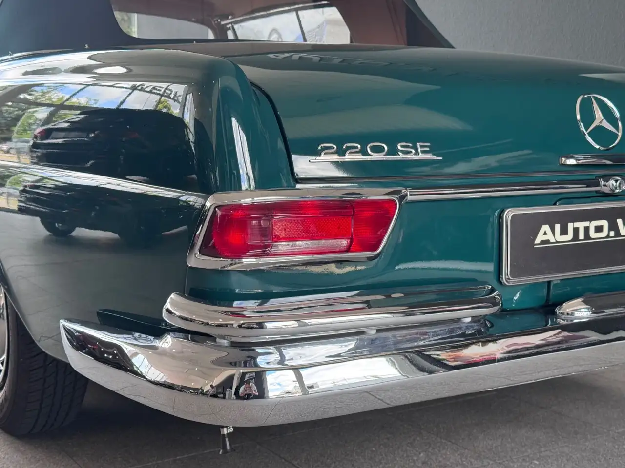 Mercedes-Benz 220 SEB C W111*1v21*RESTAURIERT*EINZELRÜCKSITZE, foto 6