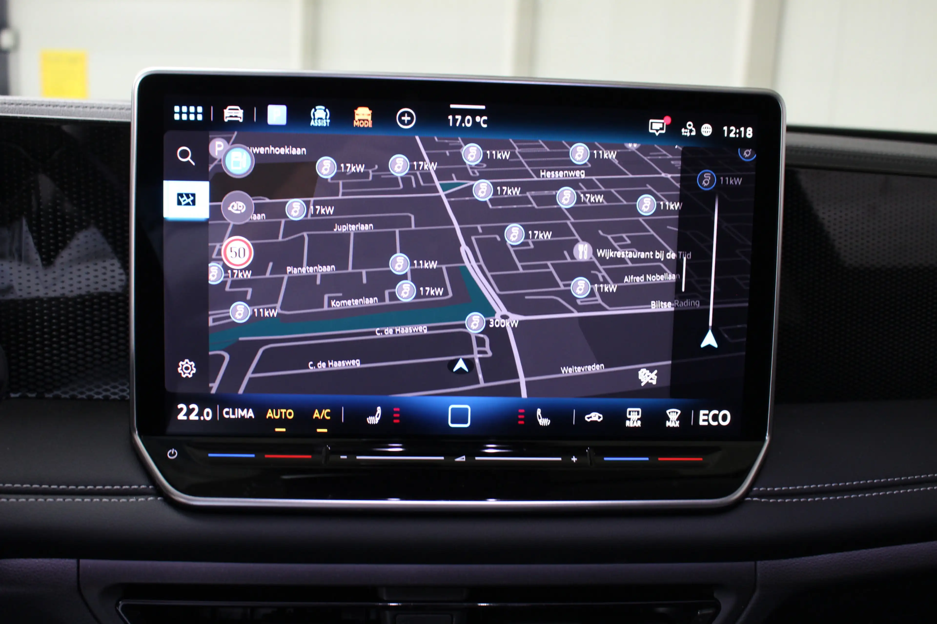 Volkswagen Tiguan 1.5 eHybrid Life Energy Navigatie | Trekhaak | 18" — photo 20