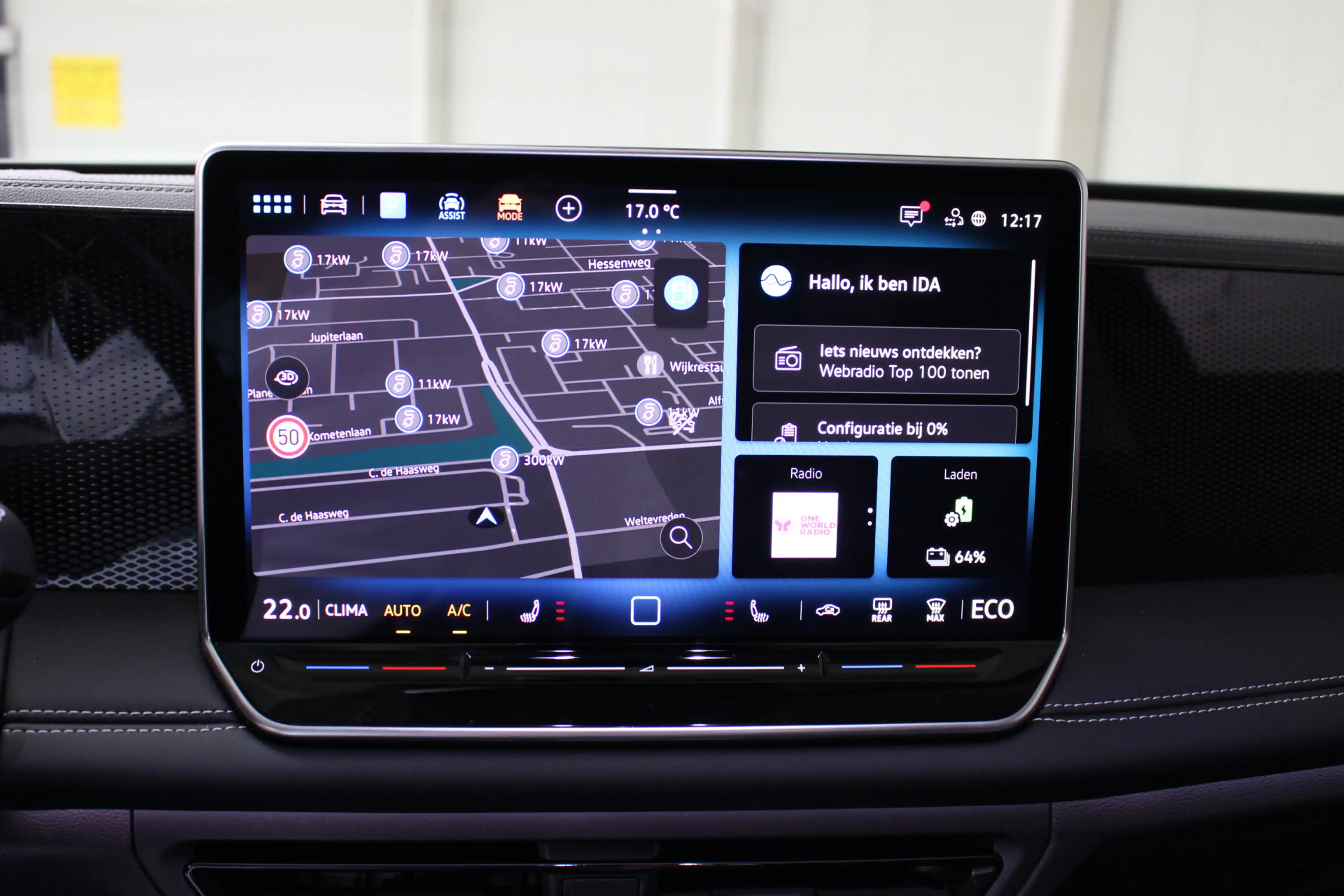 Volkswagen Tiguan 1.5 eHybrid Life Energy Navigatie | Trekhaak | 18" — photo 17