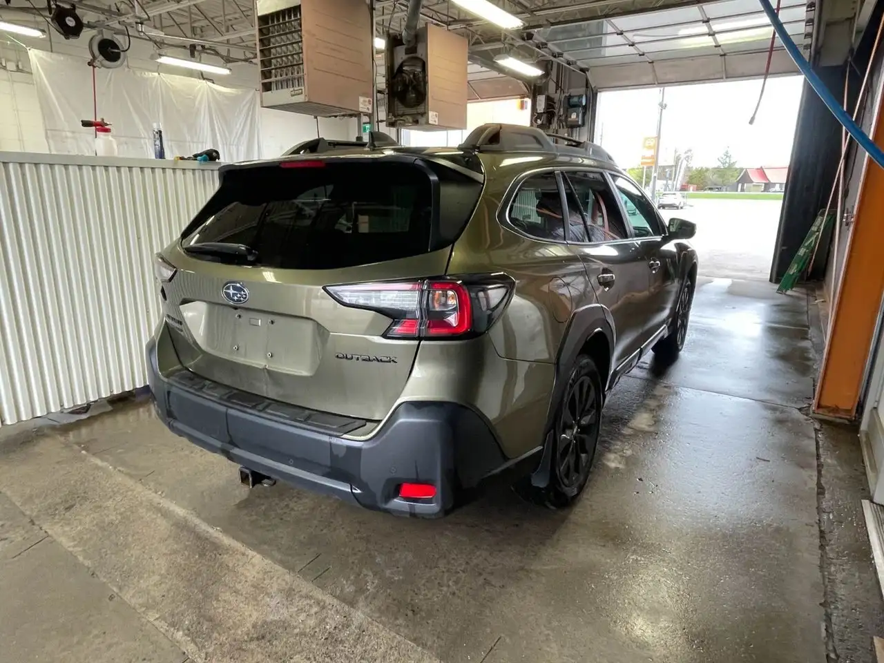 Subaru OUTBACK снимка Subaru OUTBACK