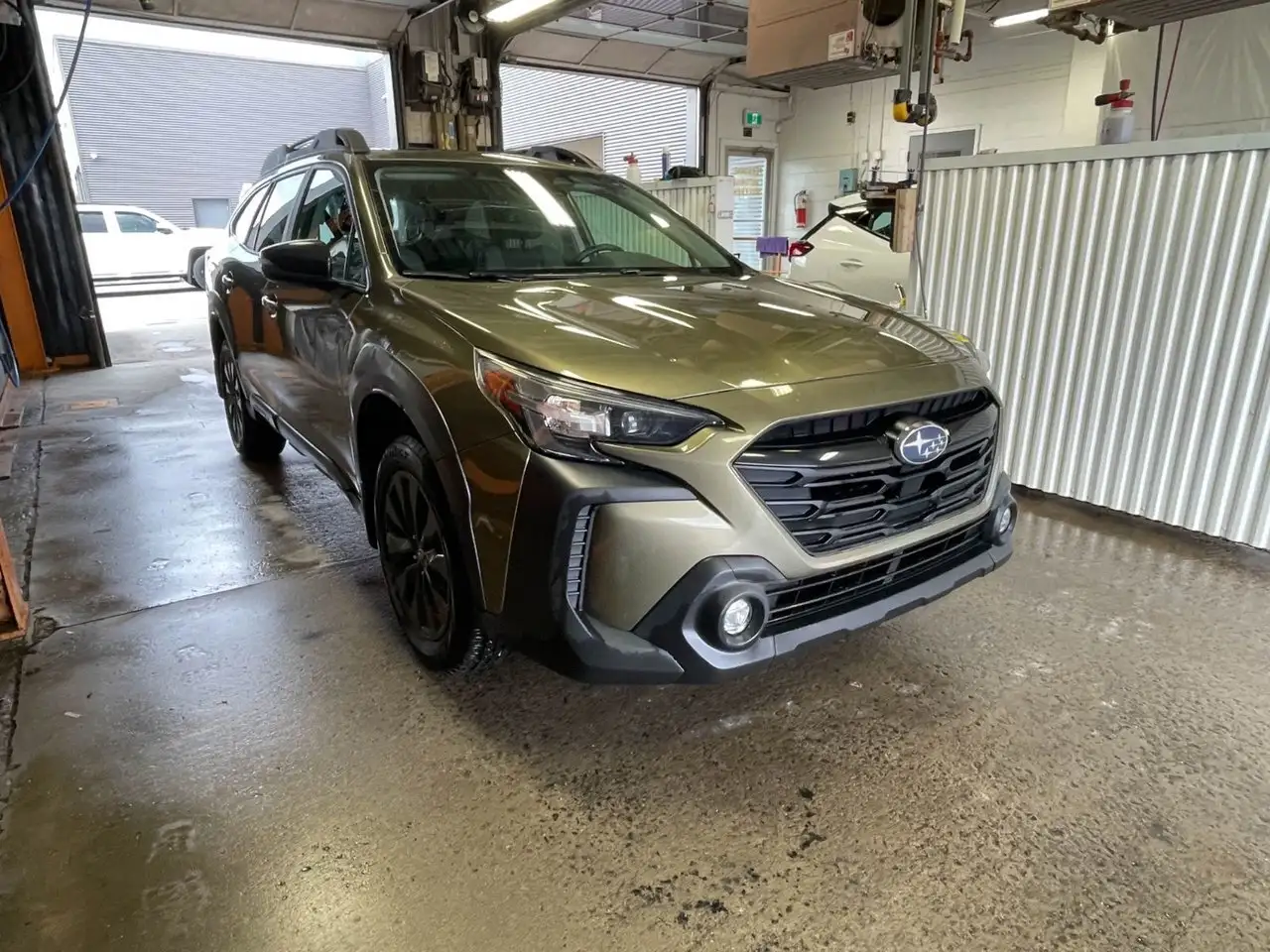 Subaru OUTBACK снимка Subaru OUTBACK