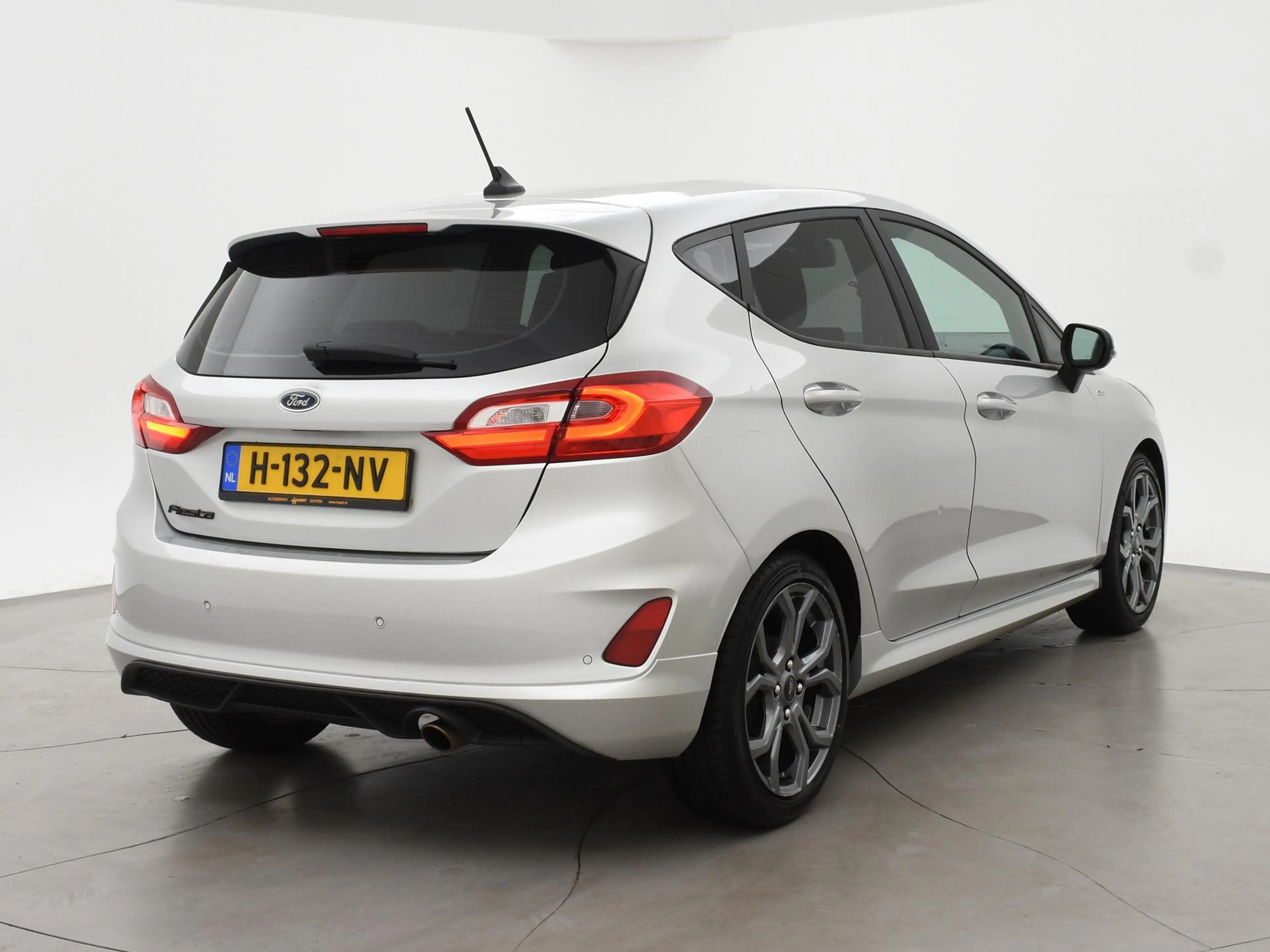 Ford Fiesta 1.0 ECOBOOST ST-LINE + WINTERPACK | NAVIGATIE | AP — photo 2