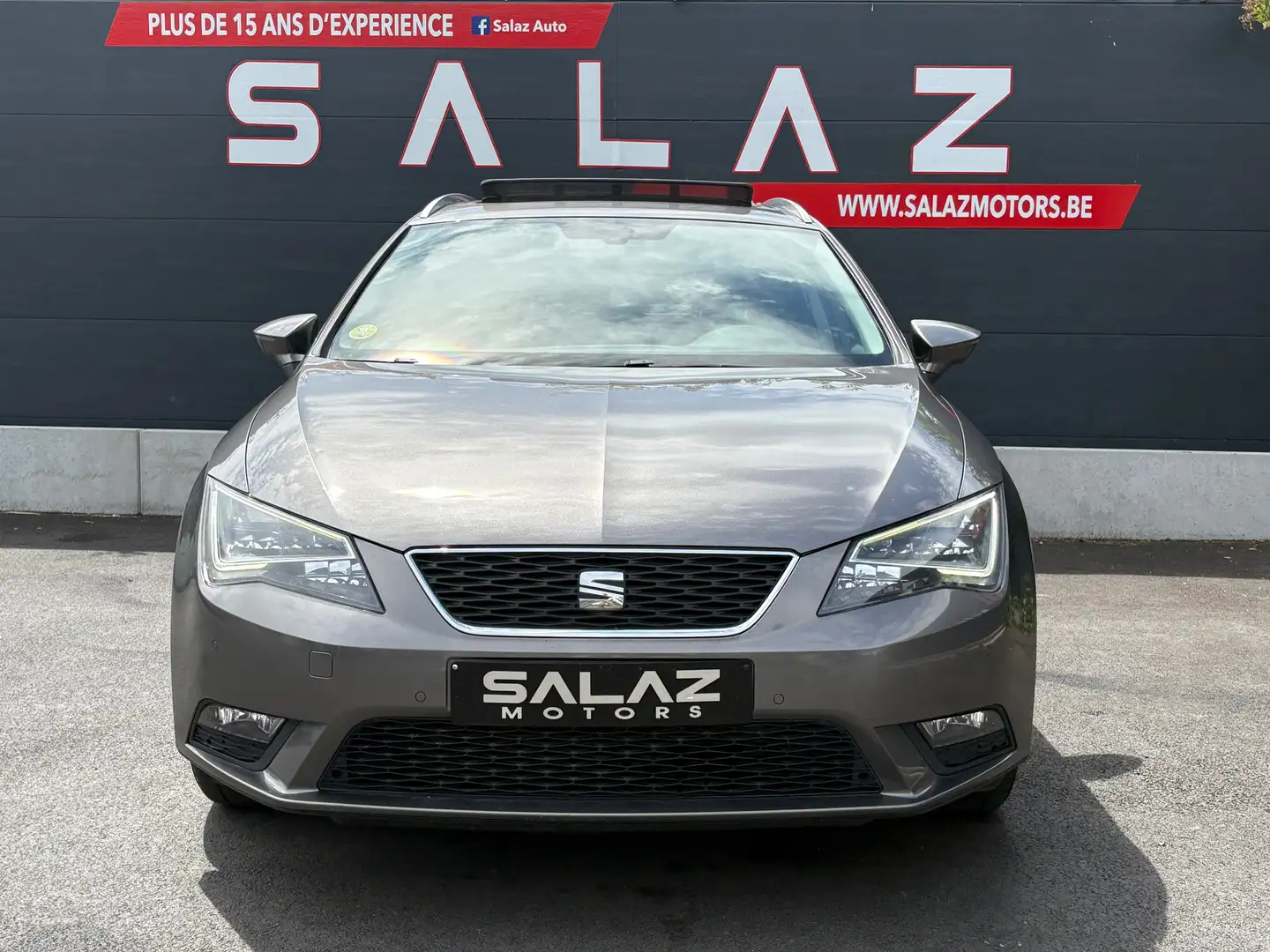 SEAT Leon Leon ST 1.6 CR TDi Style/MARCHAND/EXPORT / Beige - 2