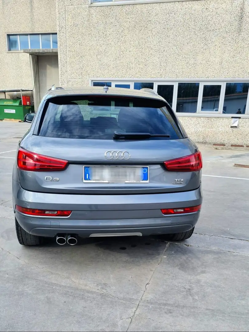 Audi Q3 2.0 tdi Design quattro 150cv s-tronic - 2