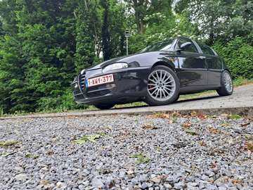 147 2.0i 16v TS Distinctive Selespeed