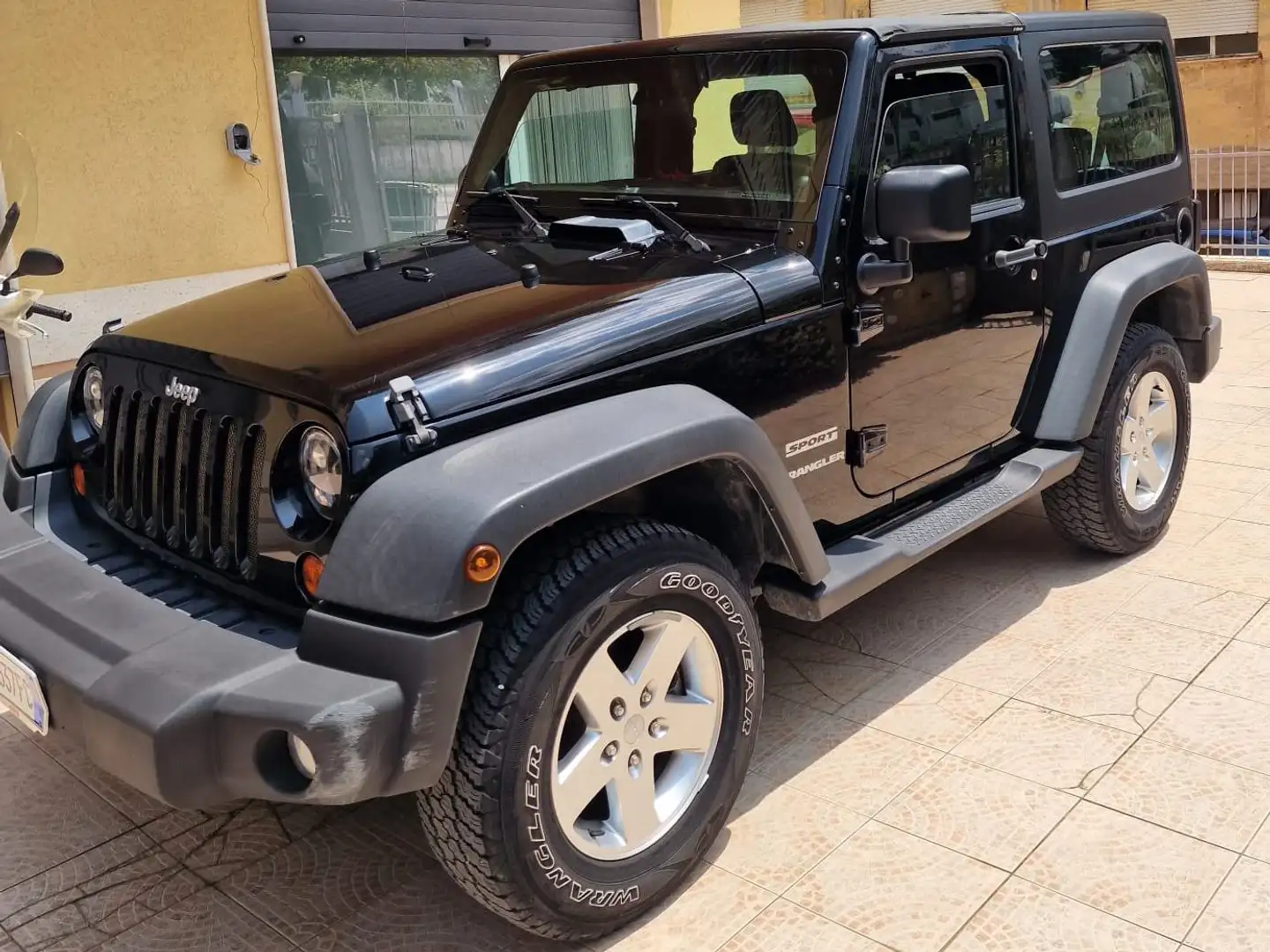 Jeep Wrangler 2.8 Sport CRD Nero - 1