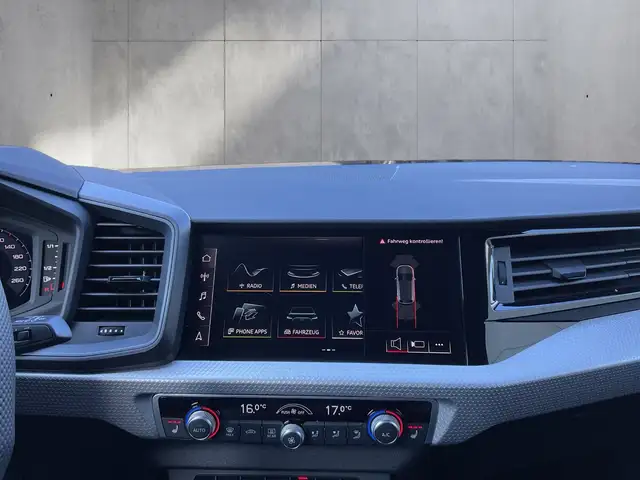 Audi A1 view 12