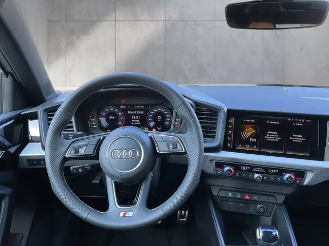 Audi A1 view 11
