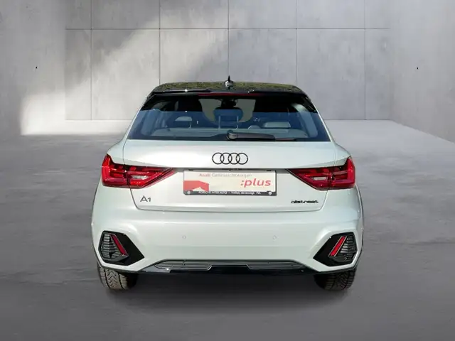 Audi A1 view 4