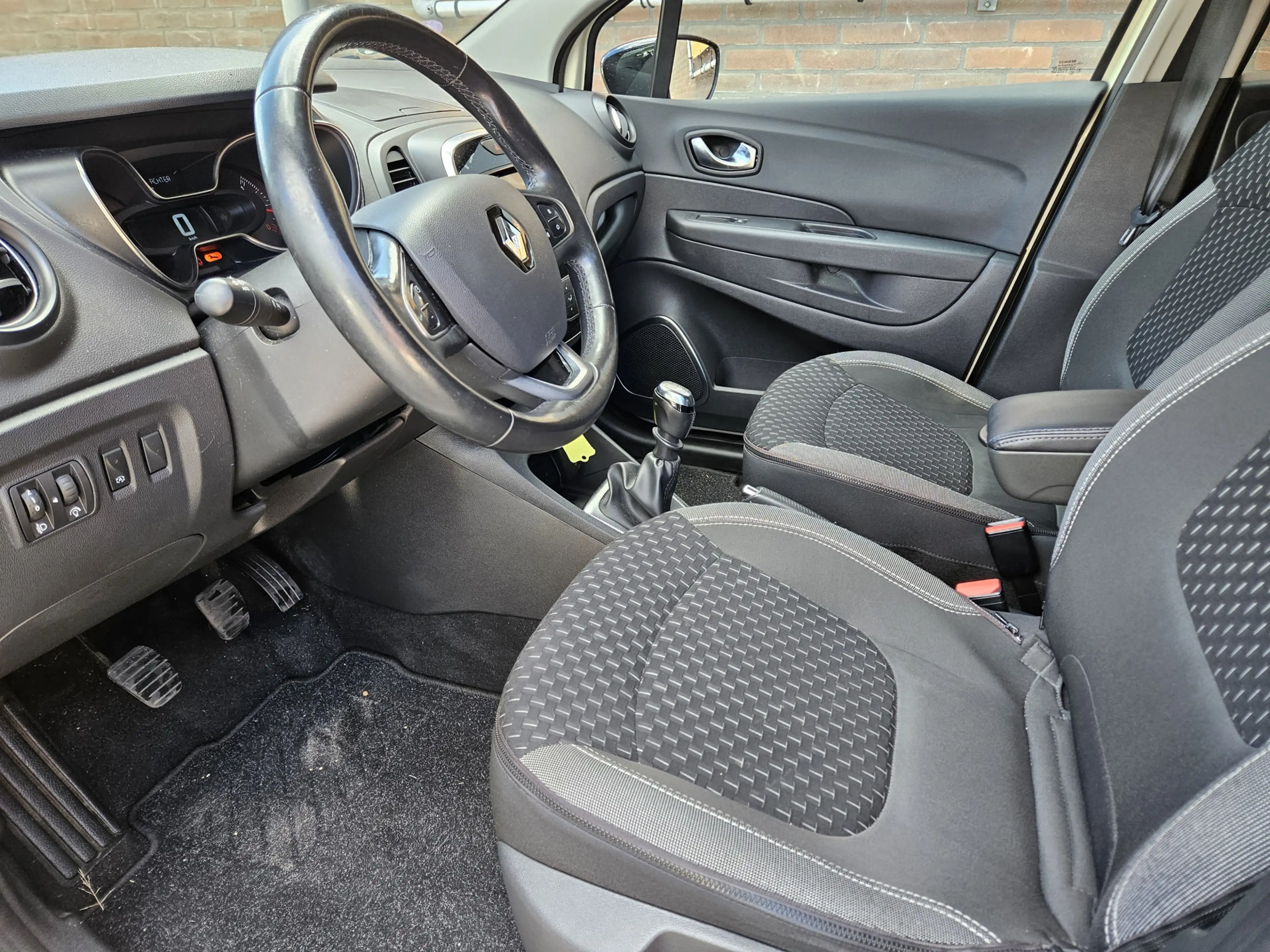 Renault Captur 1.2 TCe Intens (ketting rammelt) — photo 5