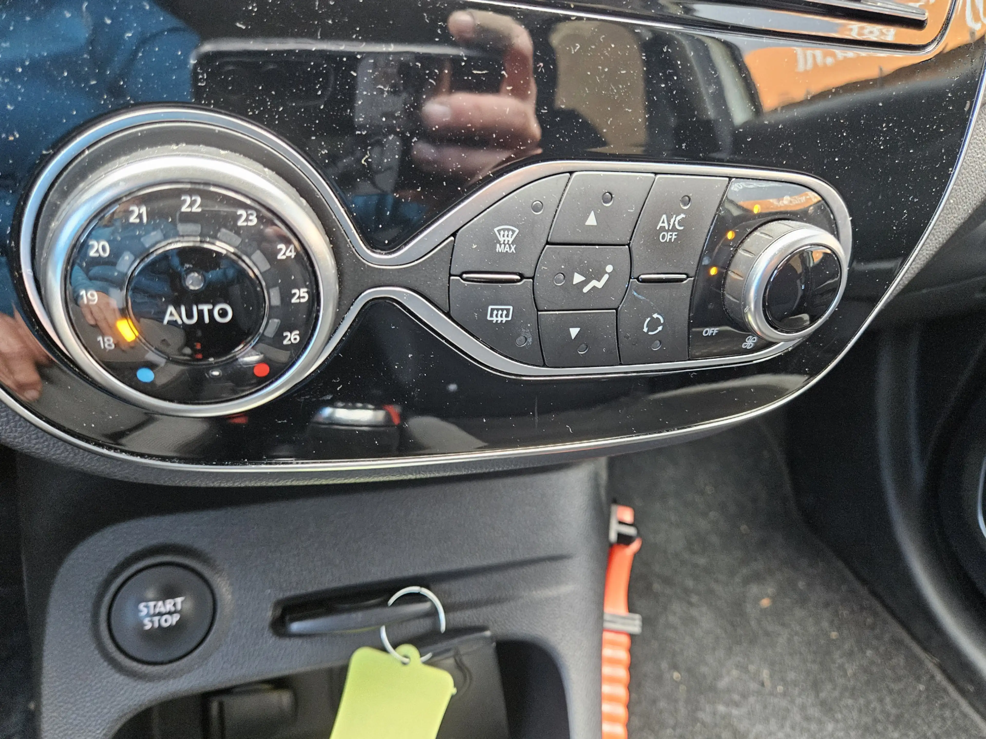 Renault Captur 1.2 TCe Intens (ketting rammelt) — photo 11