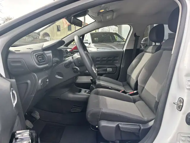 Citroen C3 view 11