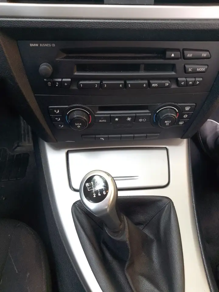 BMW 320i touring Comfort Edition, foto 6
