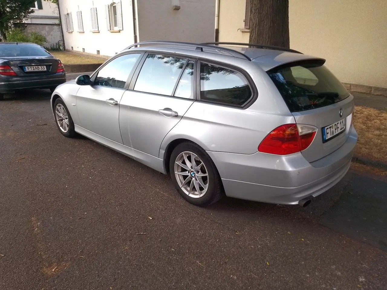 BMW 320i touring Comfort Edition, foto 3