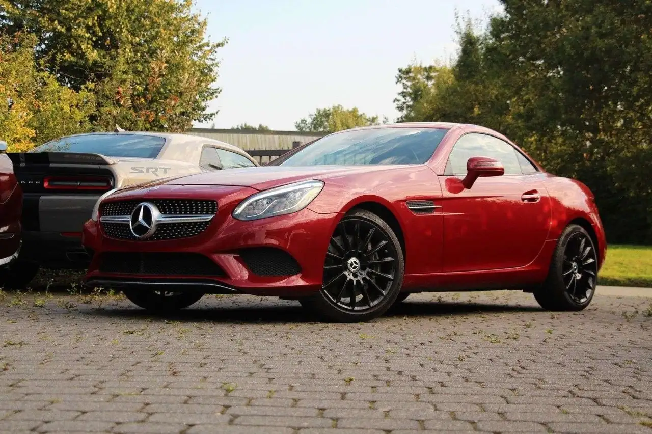 Mercedes-Benz SLC 300