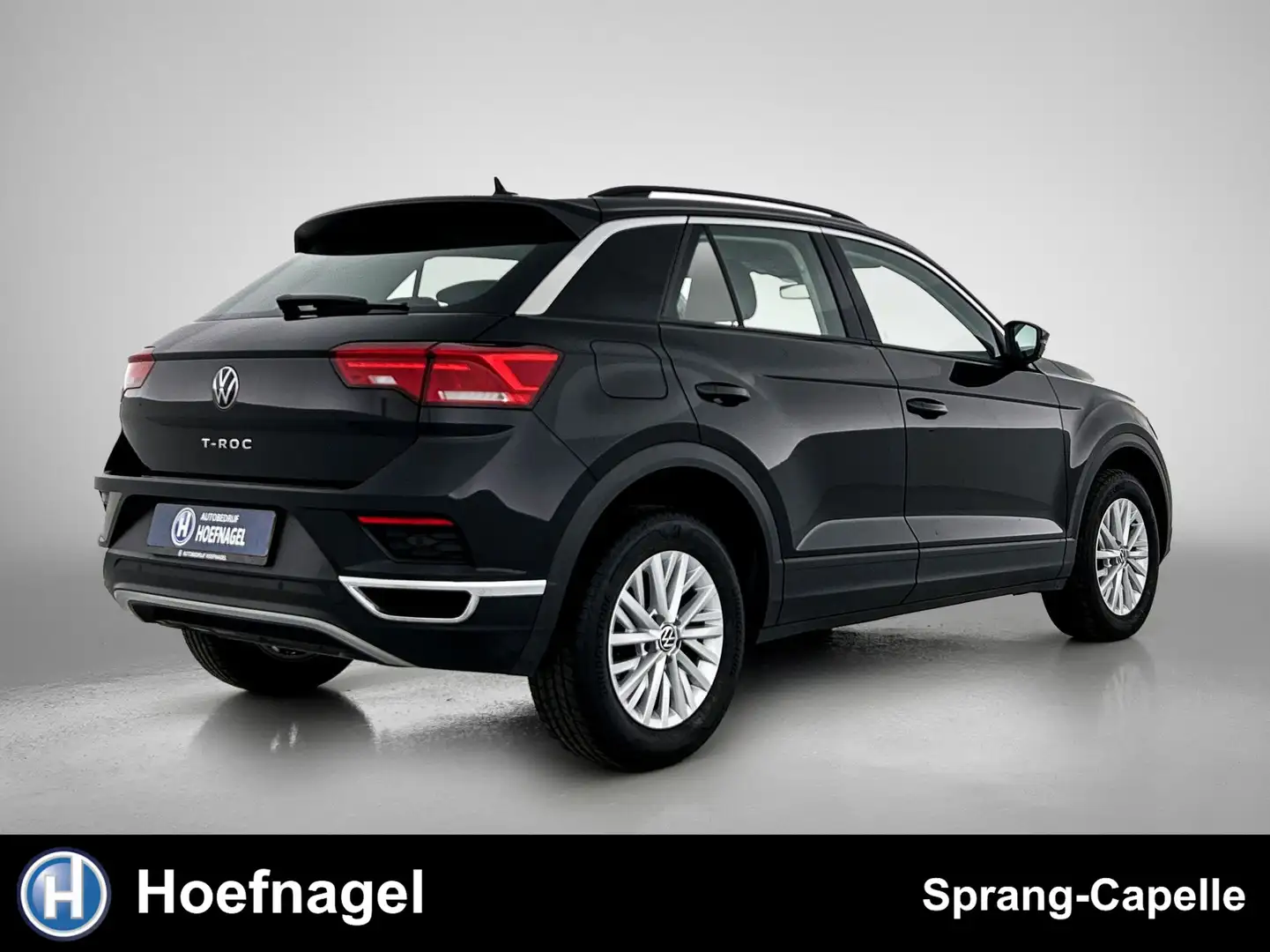 Volkswagen T-Roc 1.5 TSI Style | Camera | CarPlay | Adaptive Cruise Zwart - 2