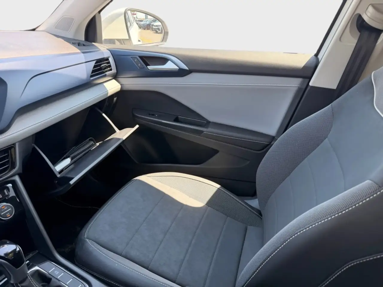 Volkswagen Taos снимка Volkswagen Taos