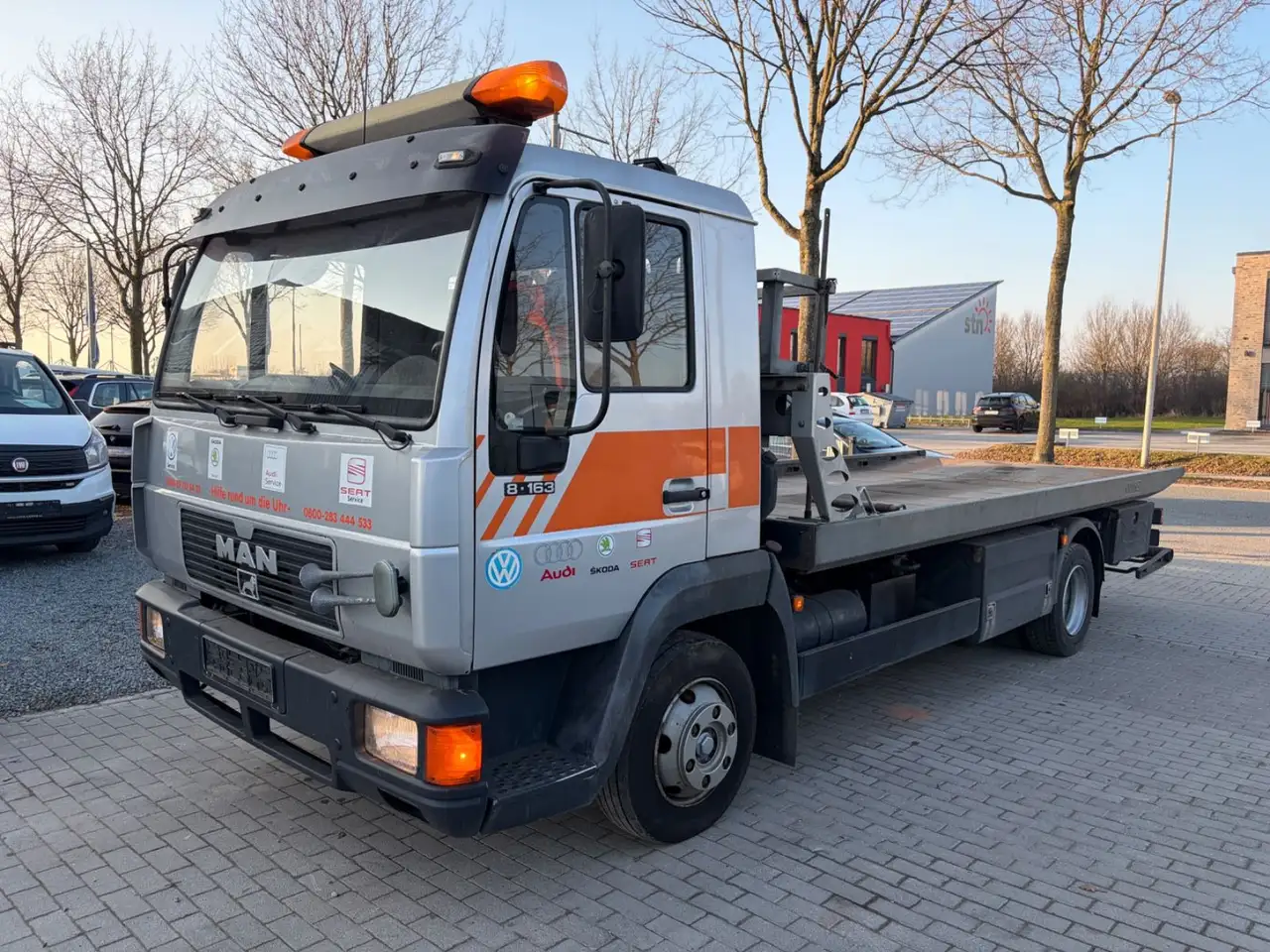 MAN 8.153 4.6 L Hydr. Hubbrille AHK 2.Hand, foto 1