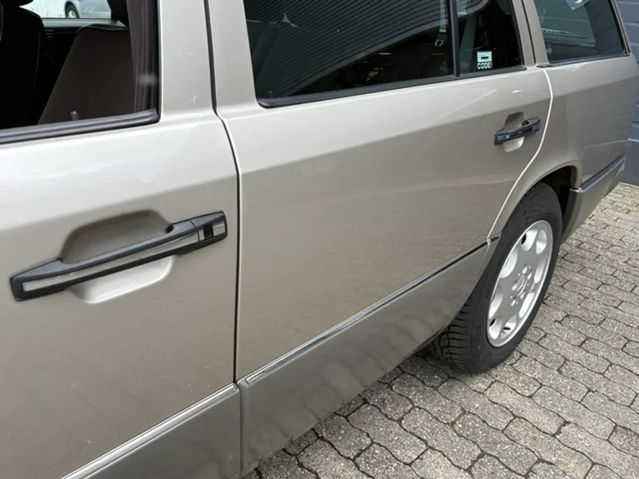 Mercedes-Benz E 200 T Automatik /Klima /Rentner /H-Kennzeichen, foto 11