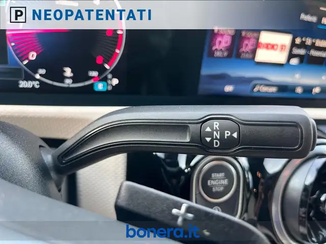 Mercedes-Benz A view 15
