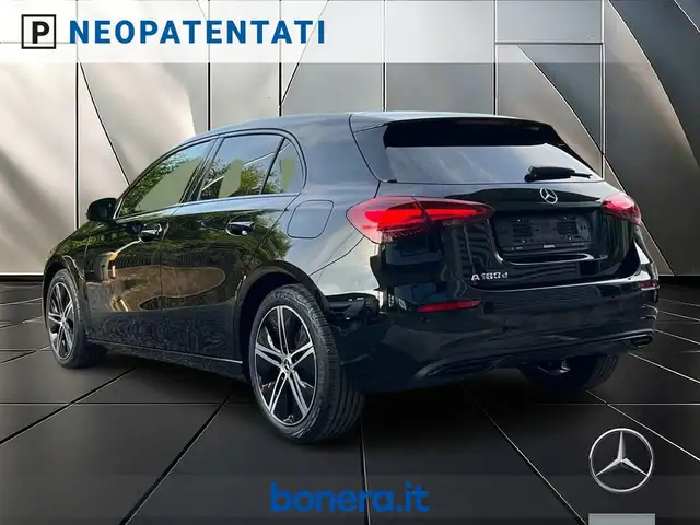 Mercedes-Benz A view 7