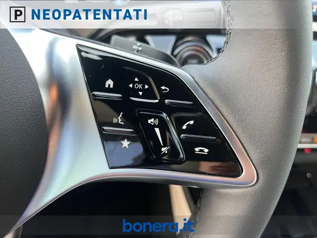 Mercedes-Benz A view 14