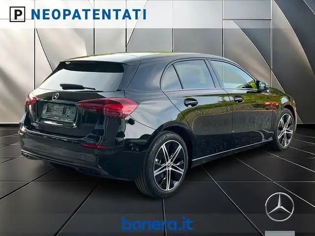 Mercedes-Benz A view 5