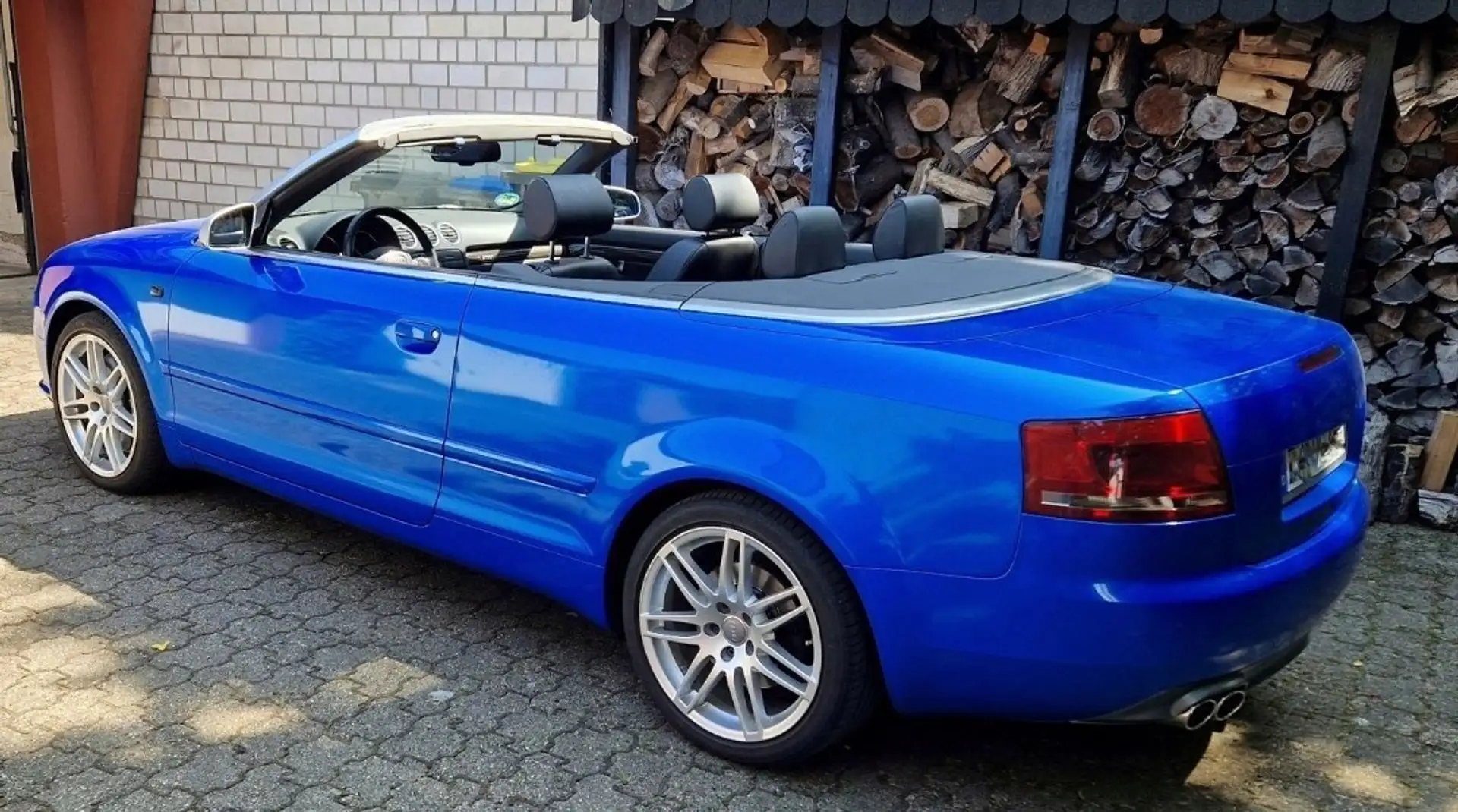 Audi S4 V8  4.2  Cabrio Automatic Kék - 2