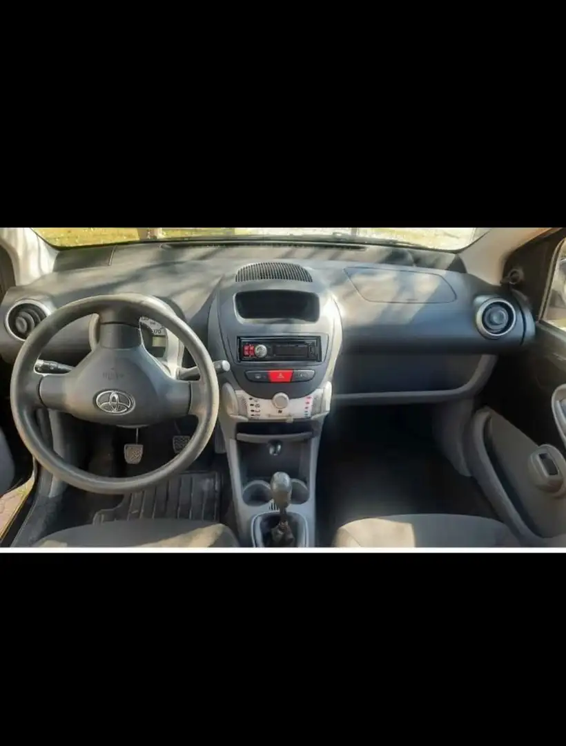 Toyota Aygo Aygo I 2005 5p 1.0 Sol FL Nero - 2