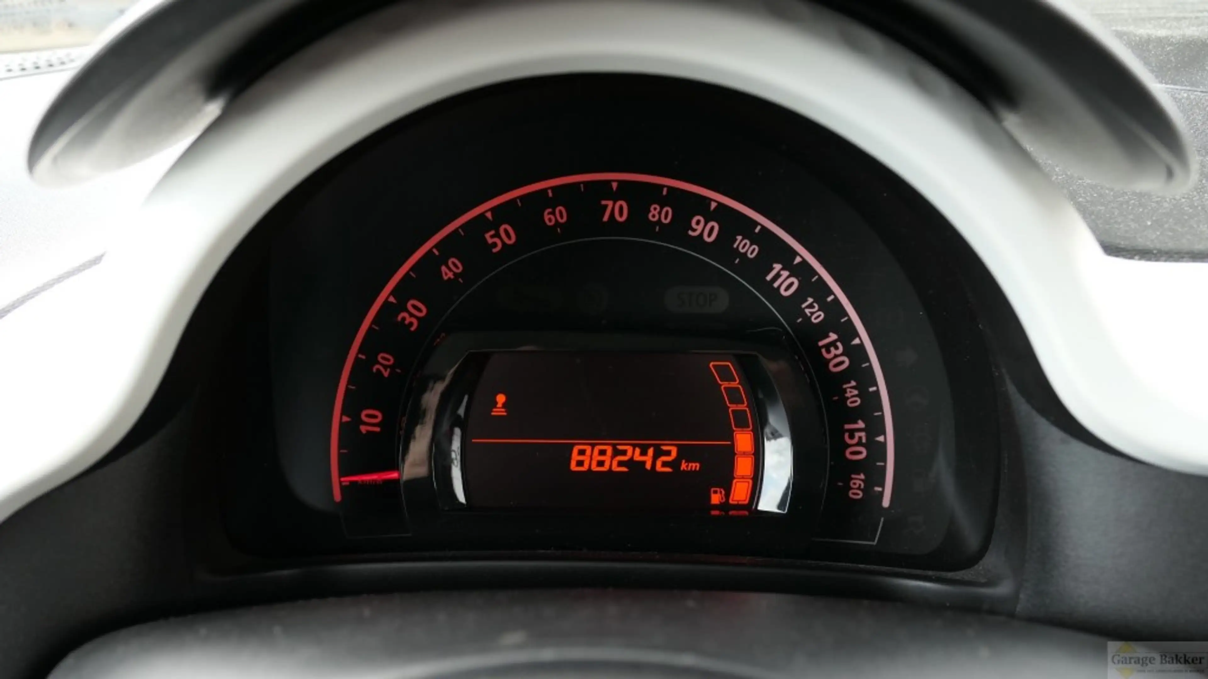 Renault Twingo SCe 70 Authentique — photo 9
