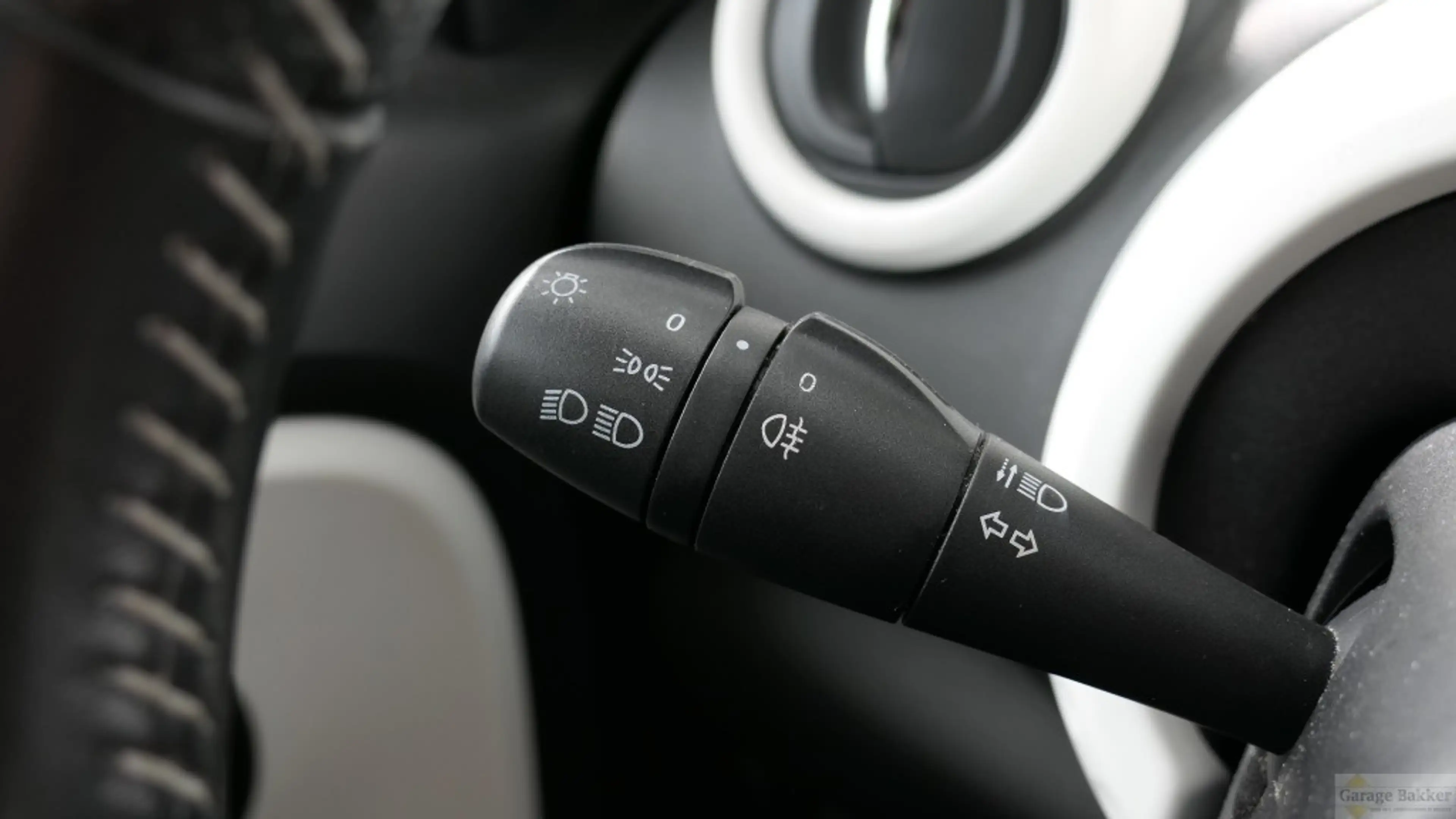 Renault Twingo SCe 70 Authentique — photo 15