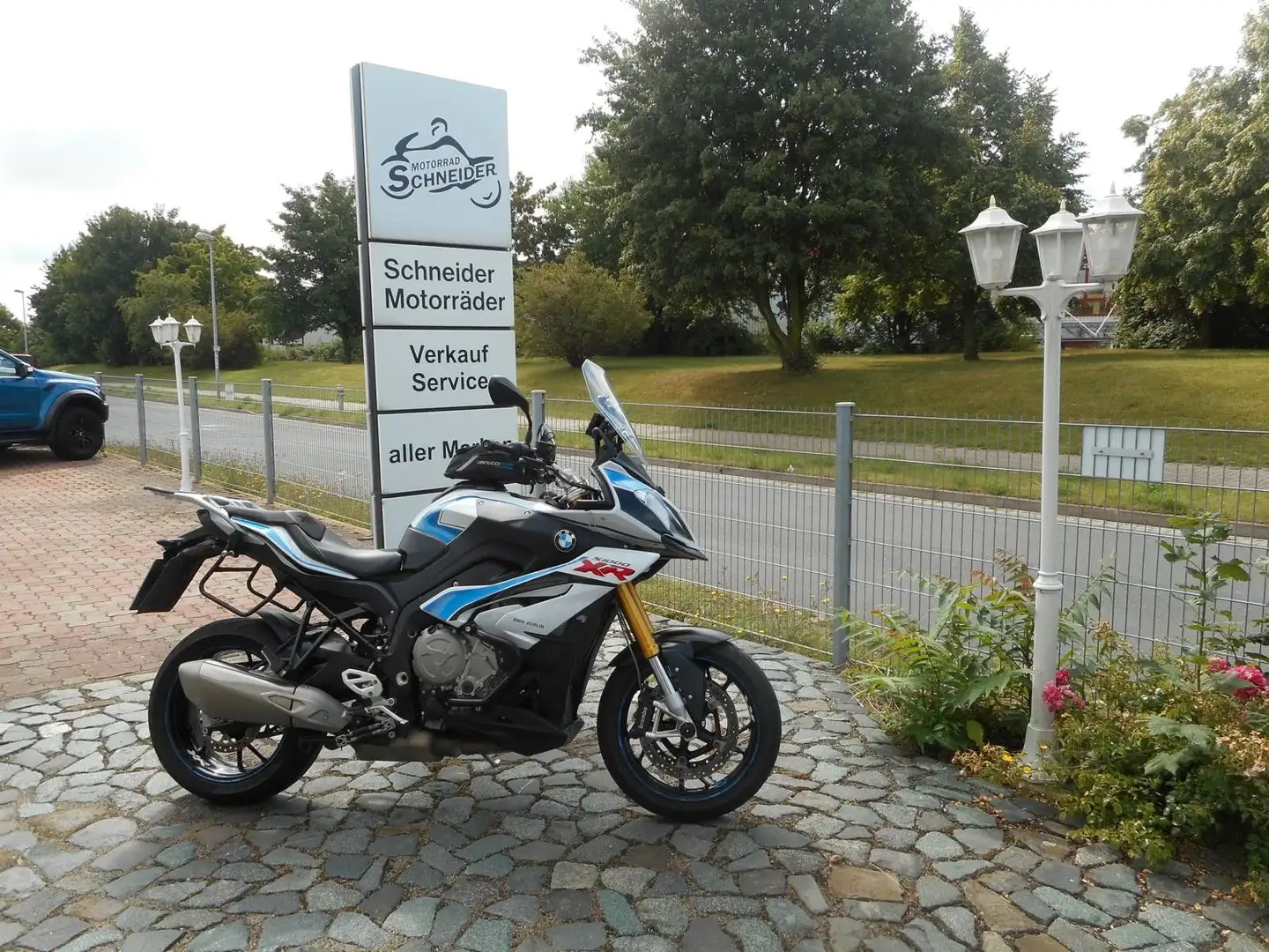 BMW S 1000 XR mit Koffersatz + Navigator 5 Fehér - 1