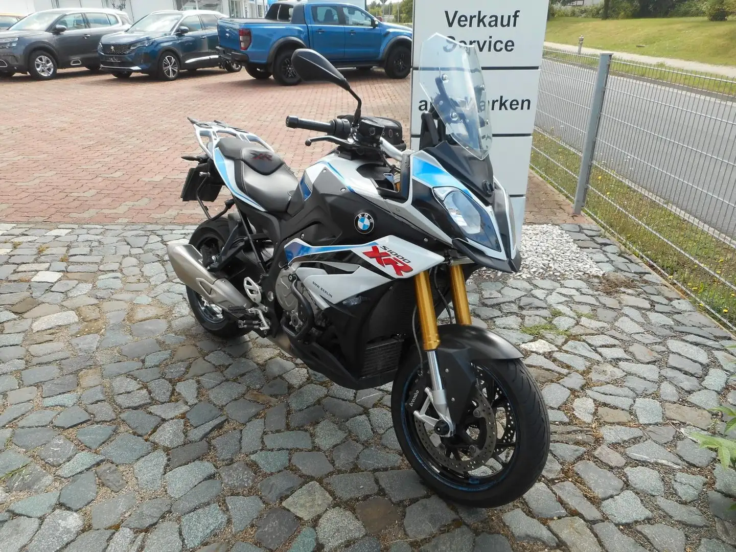 BMW S 1000 XR mit Koffersatz + Navigator 5 Fehér - 2