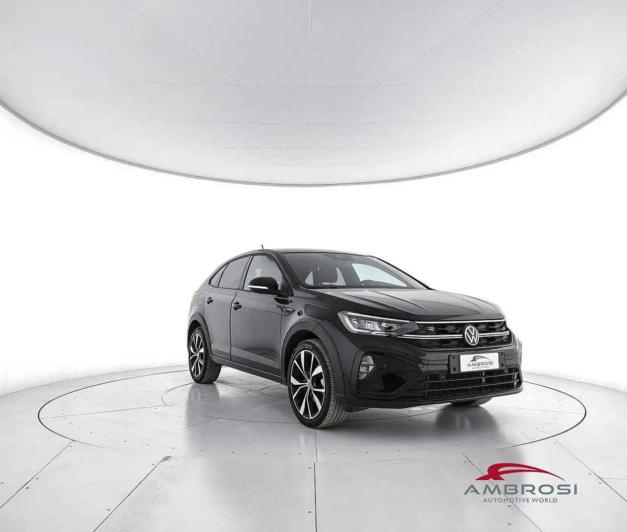 Volkswagen Taigo 1.5 tsi R-Line 150cv dsg Fekete - 2
