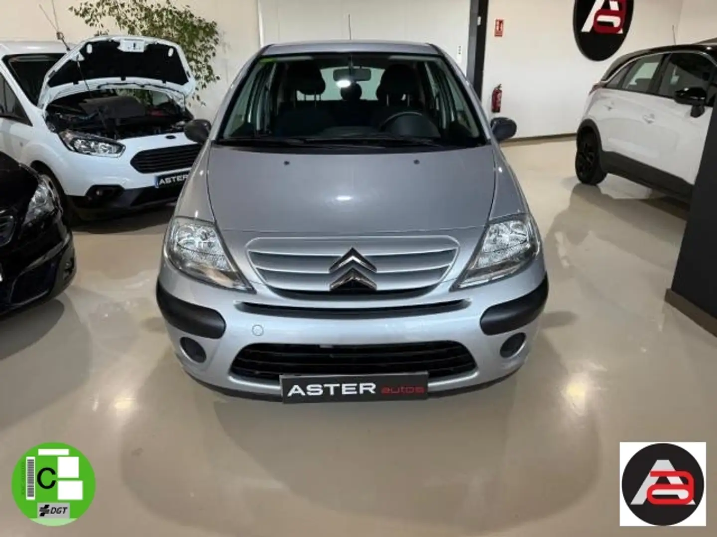 Citroen C3 1.1i Furio Gris - 2