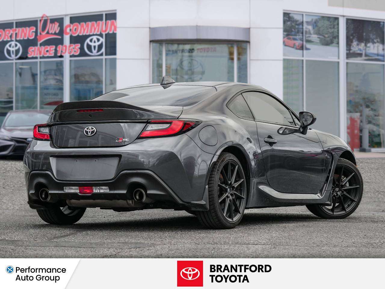 2025 Toyota GR86 Premium PKG. - 6 SPD. MANUAL - FREE WINTER TIRES — photo 1