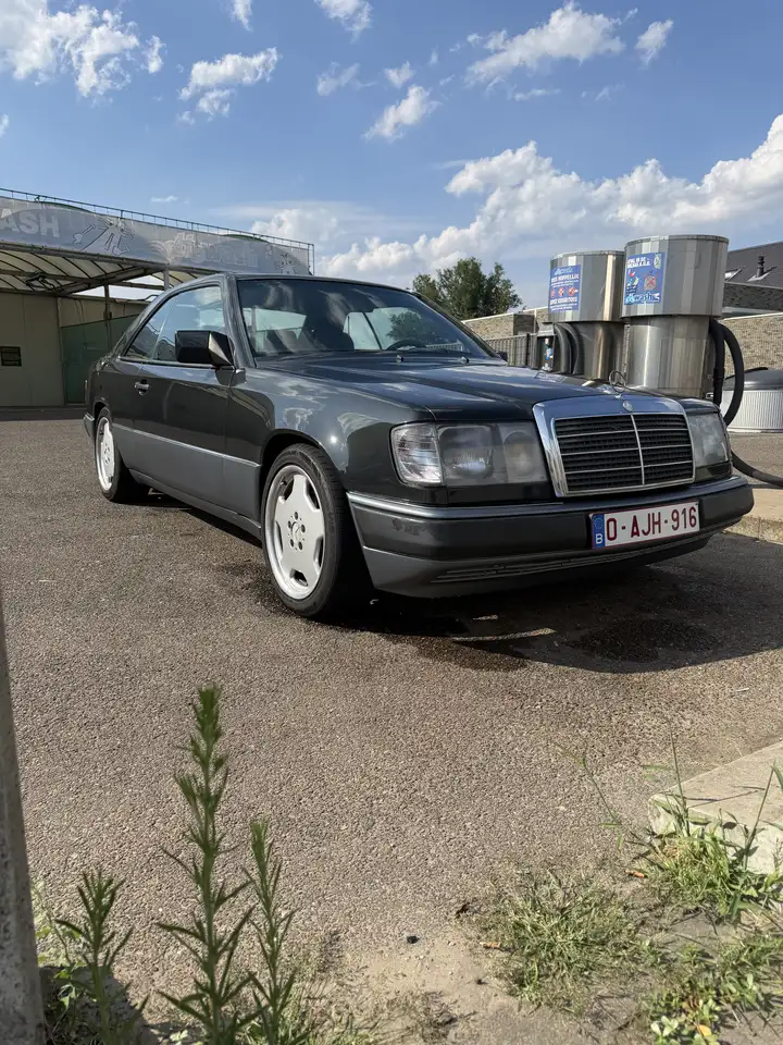 Mercedes-Benz E 300 W124 CE300 24V, foto 1