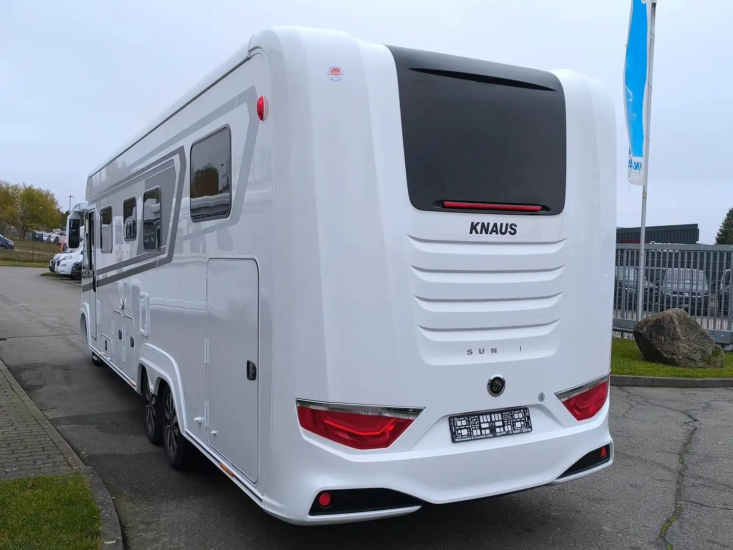 Knaus SUN I 900 LEG Automatik, 180PS, Pakete Weiß - 2