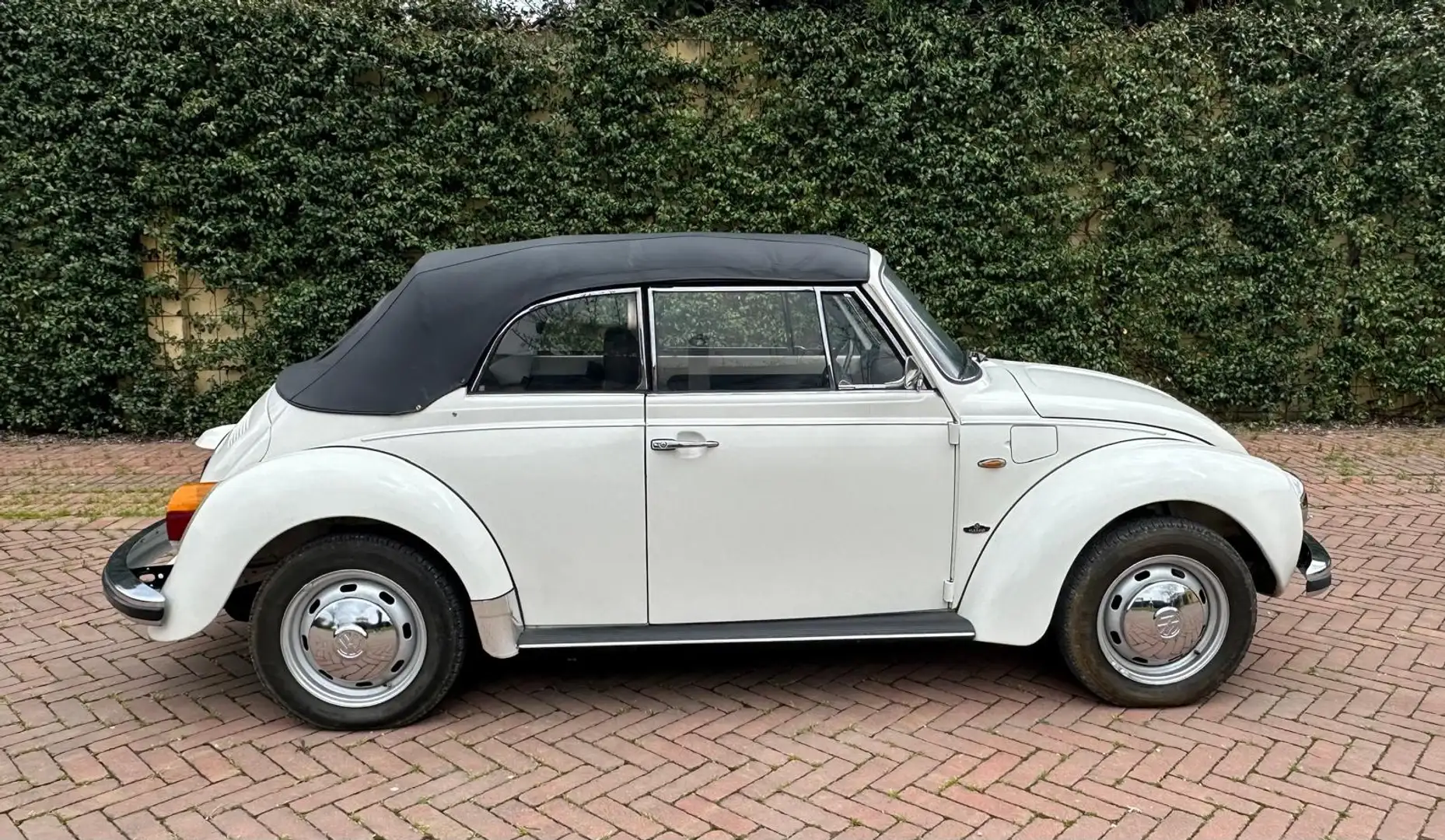 Volkswagen Maggiolino 1303 cabrio Bianco - 1