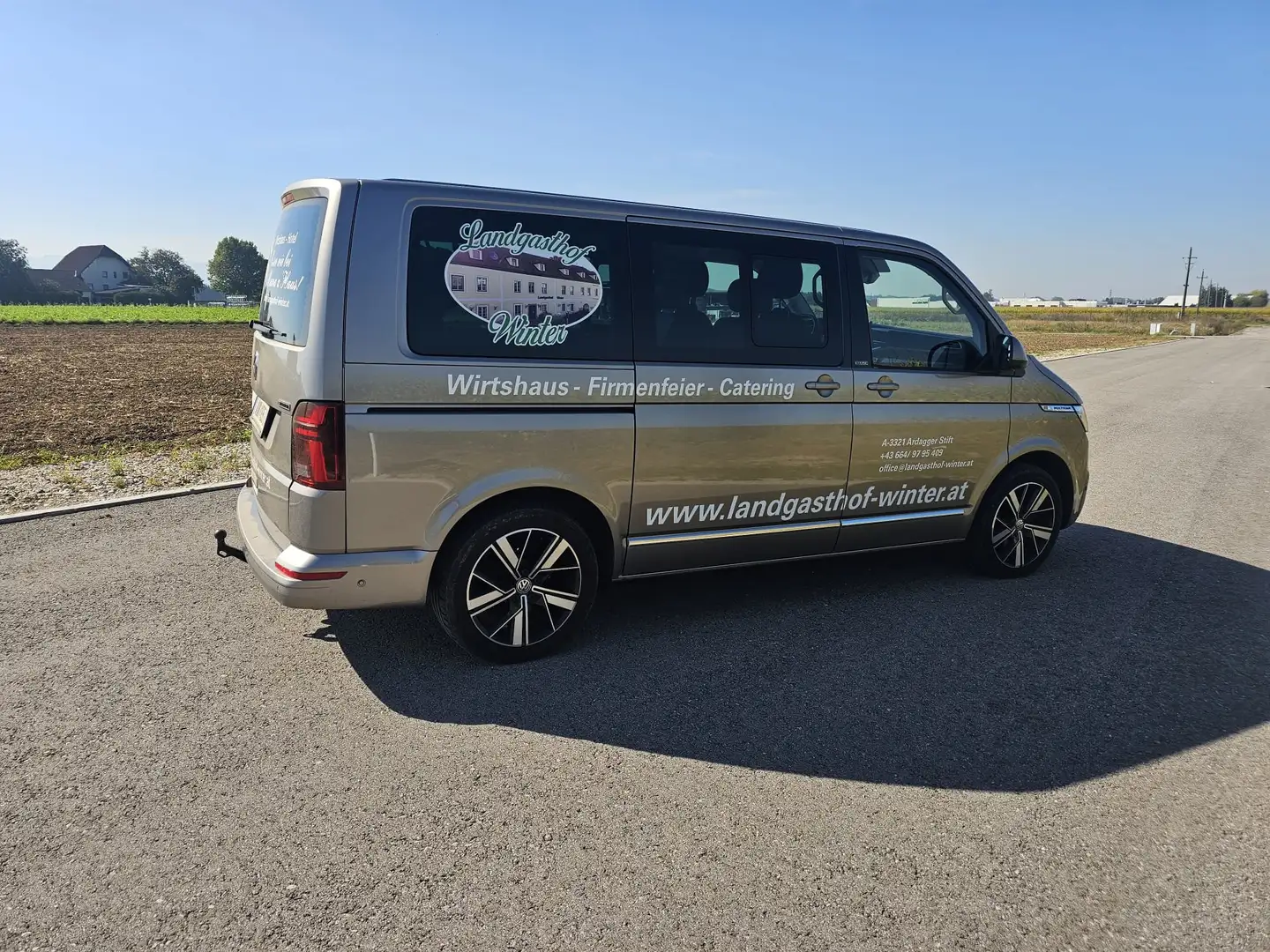 Volkswagen T6.1 Multivan - 1