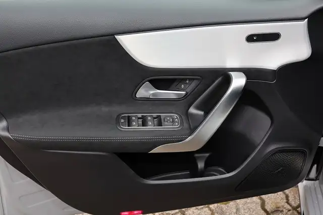 Mercedes-Benz A-Class view 11