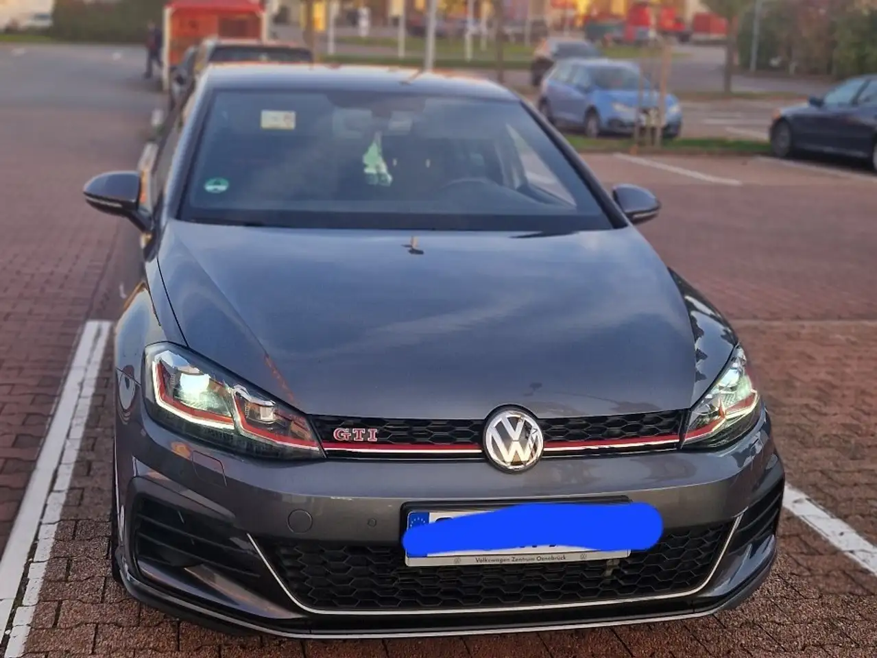 Volkswagen Golf GTI
