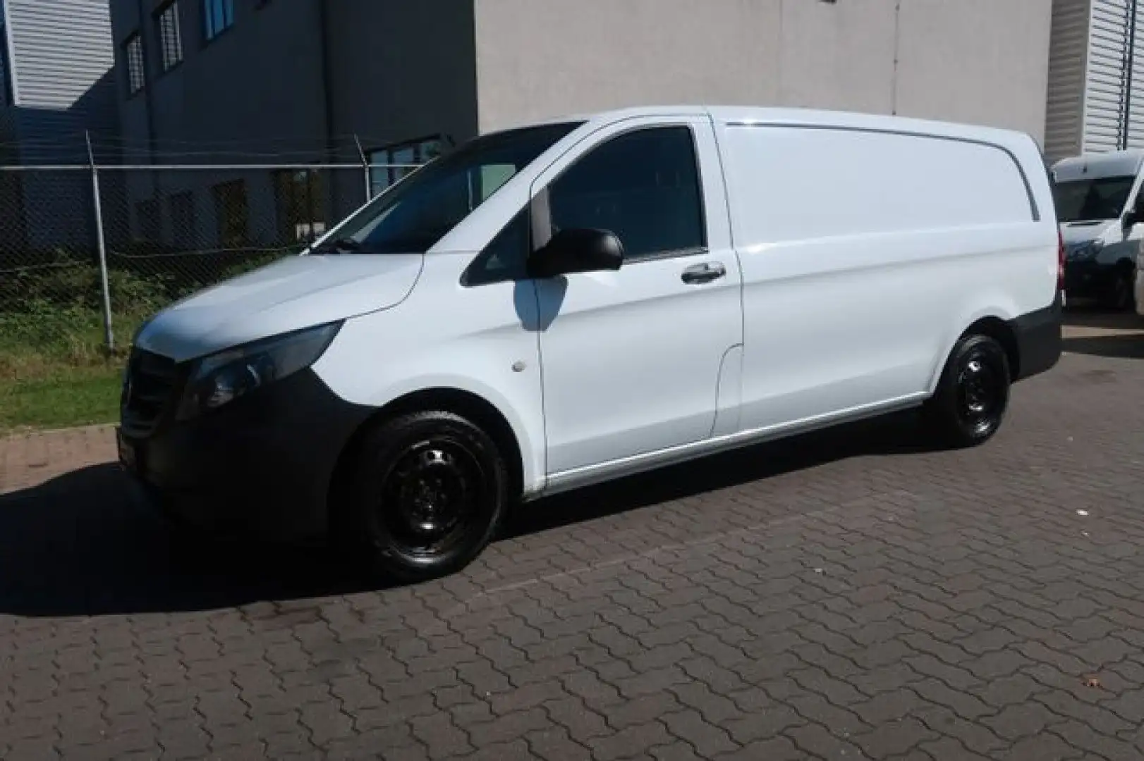 Mercedes-Benz Vito Kasten 111 CDI extralang Klima Werkstatt White - 1