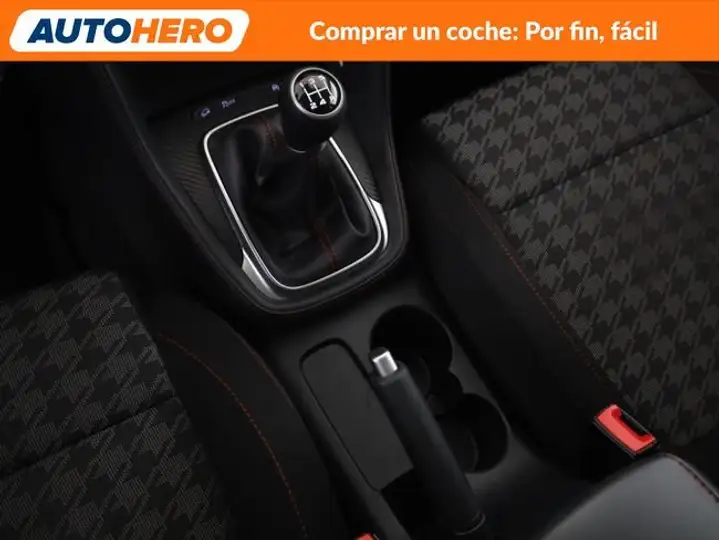 MG ZS 2023, foto 26