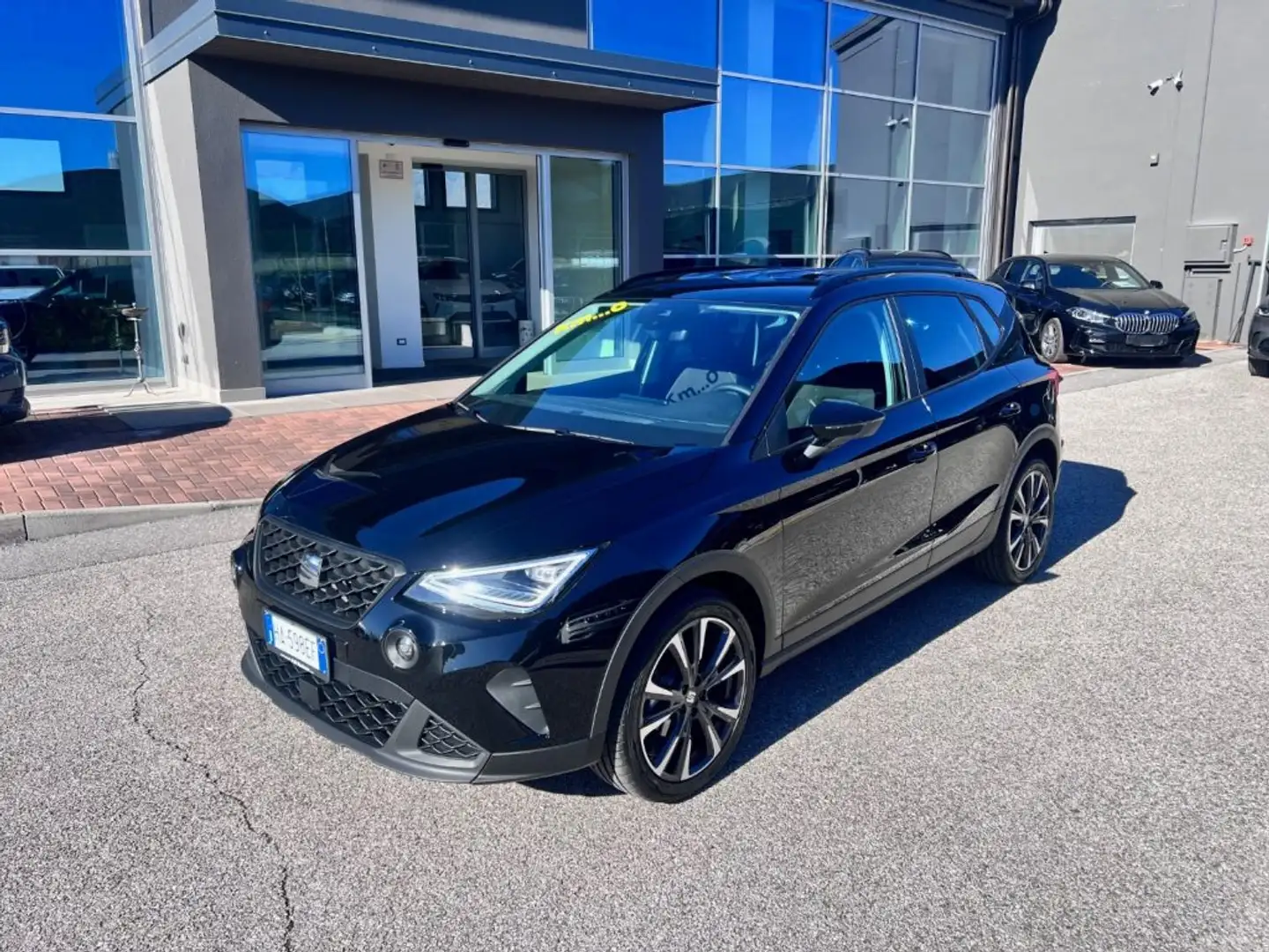 SEAT Arona 1.0 EcoTSI Black Edition Nero - 1