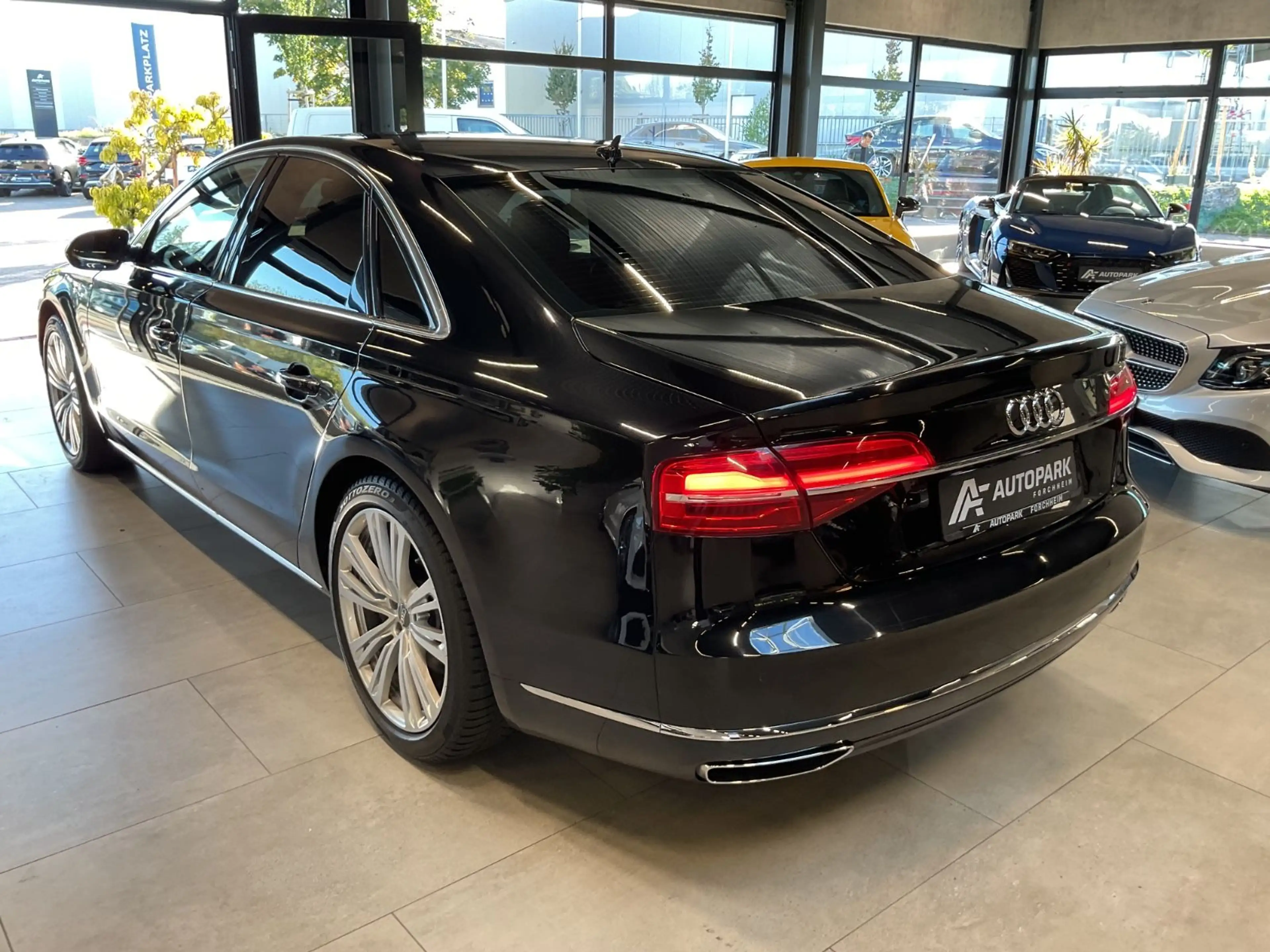 Audi A8 3.0 TDI qu. BOSE Leder LED Navi+ SD Standh. — photo 6