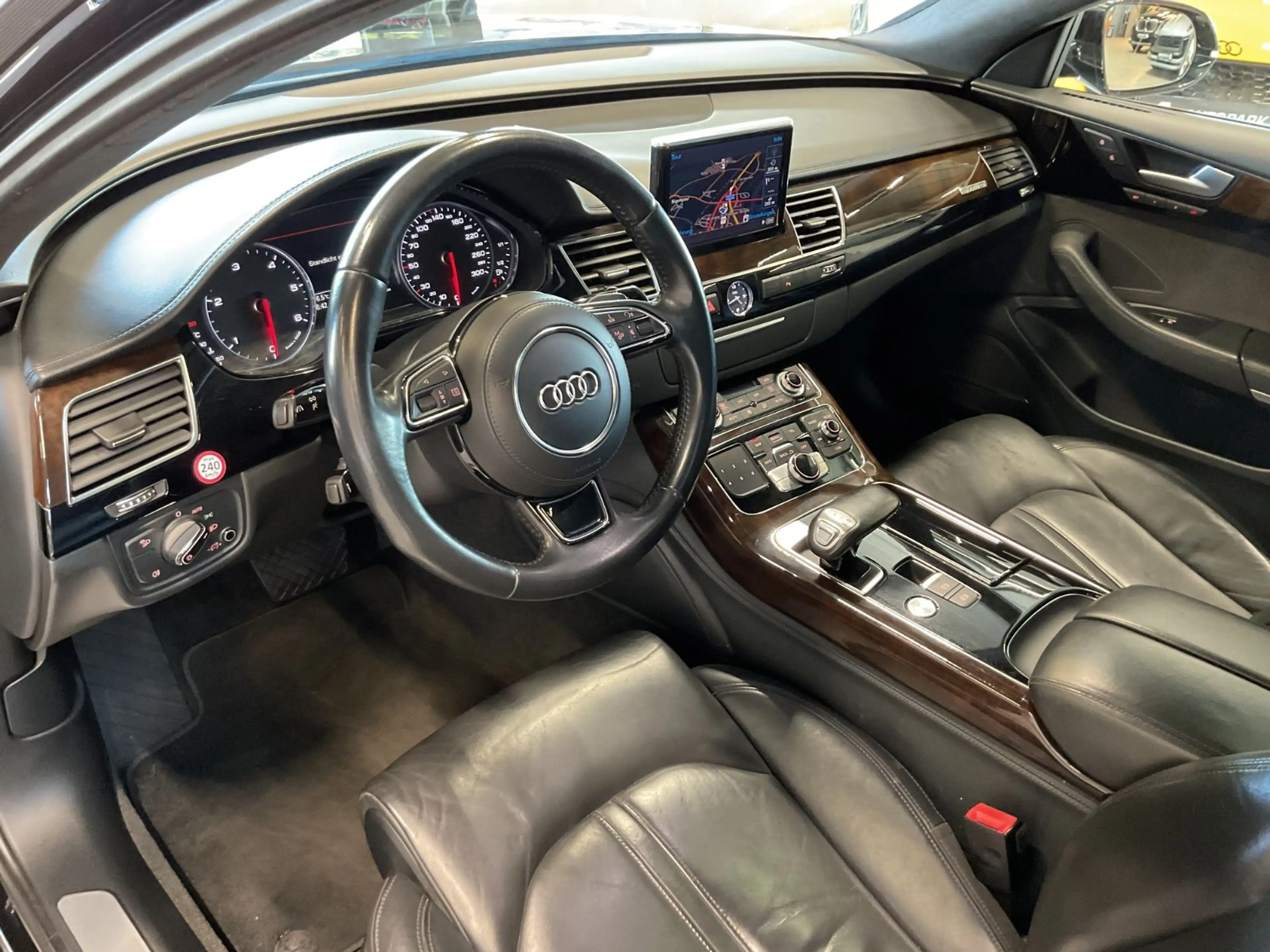 Audi A8 3.0 TDI qu. BOSE Leder LED Navi+ SD Standh. — photo 8